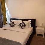 Dubai - Glitz 3 Residences - Majestic Luxe Holiday Home - 2Br - Sleep 4 - For Families & Couples Stays Only