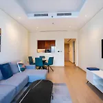 Rh- Modern Comfort, Bright 1Br Near Dubai Mall, City Views