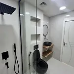 1Br With Private Steam Room - Cityapartmentstay