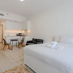 Modern And Cozy Studio In Jvc I Luma Building