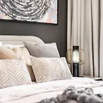 The Smart Concierge - Downtown Views 2