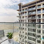 Primestay - 1Br In Binghatti Nova - Jvc