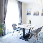 Murjan Jbr Apartment By Happy Season