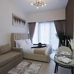 Inviting Studio In Azizi Riviera, Close To Downtown