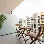 Inviting Studio In Azizi Riviera, Close To Downtown