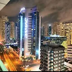 Stunning 1Bedroom Apartment - With Amazing Dubai Marina View