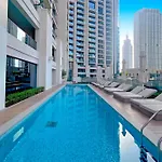 Majestic Act One 2Br 42Nd Floor- Downtown & Sea View