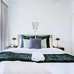 Silkhaus High Floor 1 Bdr In The Heart Of Downtown