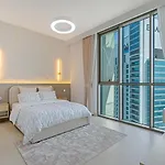 Downtown Views 4702