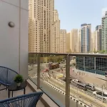 Elevated Living Studio In Sparkle Tower- Suiteable