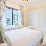 Tranquil 3Br Townhouse With Assistant\'S Room At District 12 Jvc By Deluxe Holiday Homes