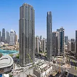 Vayk - Boho Modern 3 Bhk Apartment In Dubai Downtown