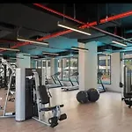 1019 Modern 1 Bedroom Apartment With Pool & Cinema