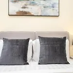 Spacious 2 Bedroom Apartment In Tecom