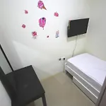 Roomy Dubai Hostel Small Rooms And Partitions At Marina