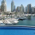 Sophisticated 2Br Apartment In Cayan Tower, Dubai Marina By Deluxe Holiday Homes