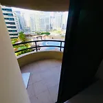 Single Partition 2 Min From Metro Swiming Pool View