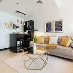 Guestready Holiday Homes - Lux Studio With A View
