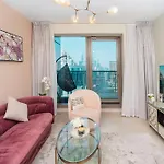 Prime Retreats - Sparkle Tower Marina