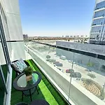 Fully Furnished 1Br W Relaxing Lagoon View