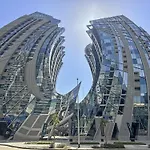Vayk - Modern Building Spacious 2Bd Apartment