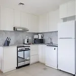 Designer Apartment Next To Burj Al Arab & Beach