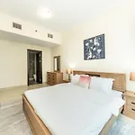 Marina Views - 2Br Luxury Apartment, High Floor, Torch Marina