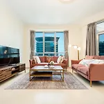 Marina Views - 2Br Luxury Apartment, High Floor, Torch Marina