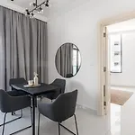 Guestready Holiday Homes - Light Abode