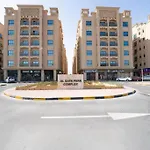 Elegant Home With Lively Vicinity In Dubai\'S Heart