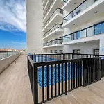 Mira Holiday Homes -Newly 2 Bedroom Close To Metro.
