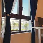 Full Seaview Comfortable Apt La Mer Dubai