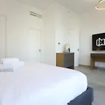 Elite Lux Holiday Homes - Beachside Haven Stylish 1 Bhk In Jbr Dubai