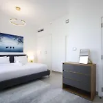 Elite Lux Holiday Homes - Beachside Haven Stylish 1 Bhk In Jbr Dubai