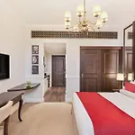 Dukes The Palm, A Royal Hideaway Hotel