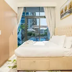 Zapbed House - Azizi Riviera