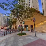 Jumeirah Beach Residents, Free Parking