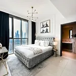 Stylish 2 Bedroom Dior-Inspired Apartment Connected To Dubai Mall