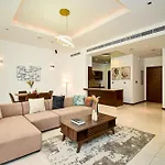 Luxury Escapes - Ocean-View Retreat 1-Bedroom Apartment At Tiara Residence Palm