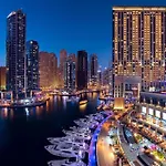Elegant Studio 10 Minutes From Dubai Marina Beach