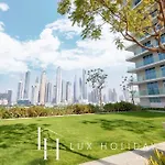 Lux The Atlantis Palm View Suite