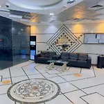 Super Deluxe 1 Bhk 2 Bath In Dubai With Pool & Gym