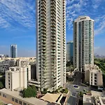 Luxury 3 Bedroom Apt With Golf Course Views