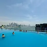 Hospitality Expert 7 Palm Studio - Beach Pool Bar