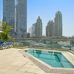 Stunning 1Br Apartment Overlooking Dubai Marina