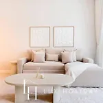 Lux The Jbr Garden View Suite