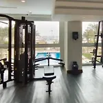 Manzil - 2Br Home With Waterfront Views In Palm