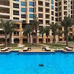 Manzil - 2Br Home With Waterfront Views In Palm