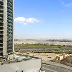 Stylish Studio In Upside Living With Top Amenities