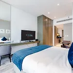 A Living-Modern Studio Apartment With Balcony & Canal View At Prive 2507B ,Business Bay